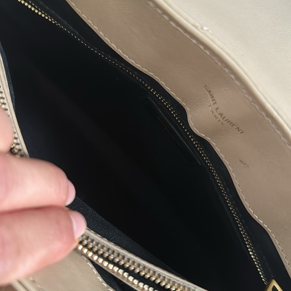 YSL LOU LOU MEDIUM BEIGE QUILTED LEATHER - Picture 8 of 9